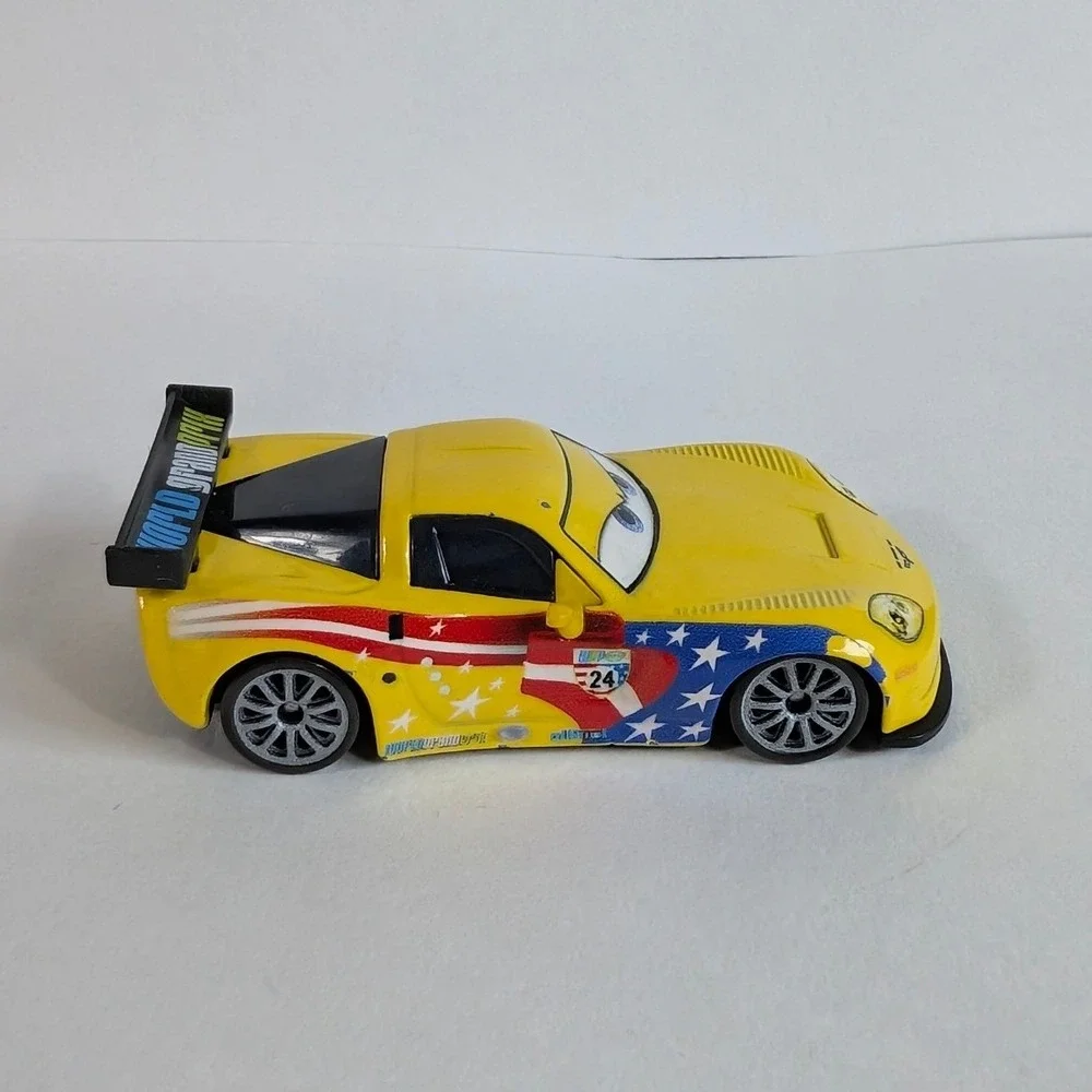 Disney Pixar Cars Jeff Gorvette World Grand Prix Diecast Mattel Yellow Corvette